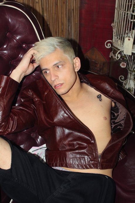 Laury J pornstar adult pics