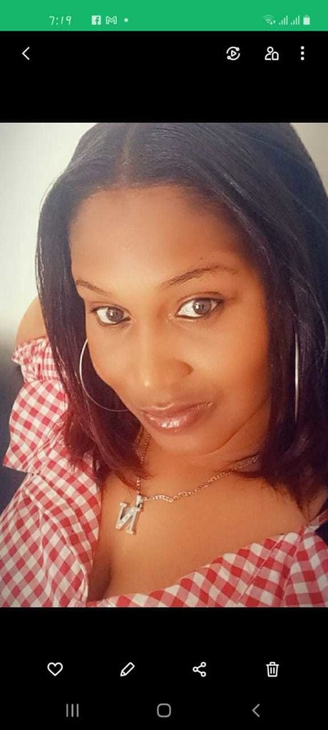 Nicky Henn pornographic star img