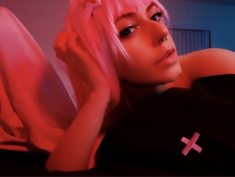 sen tsuki adult actress galleries