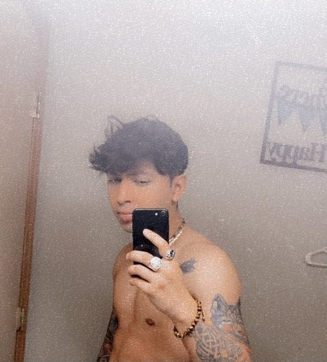 Featurzz xxx pornstar image