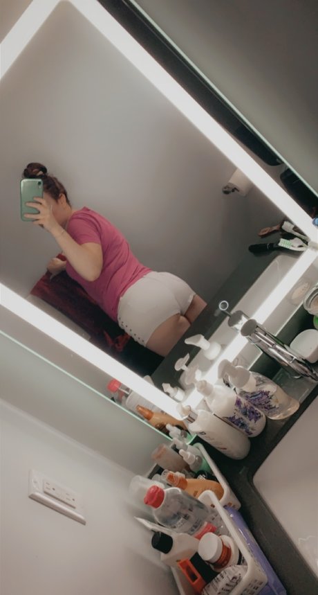 Ms Beauty nice pornstar picture