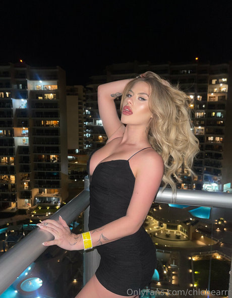 chlobearrr exclusive pornstar img