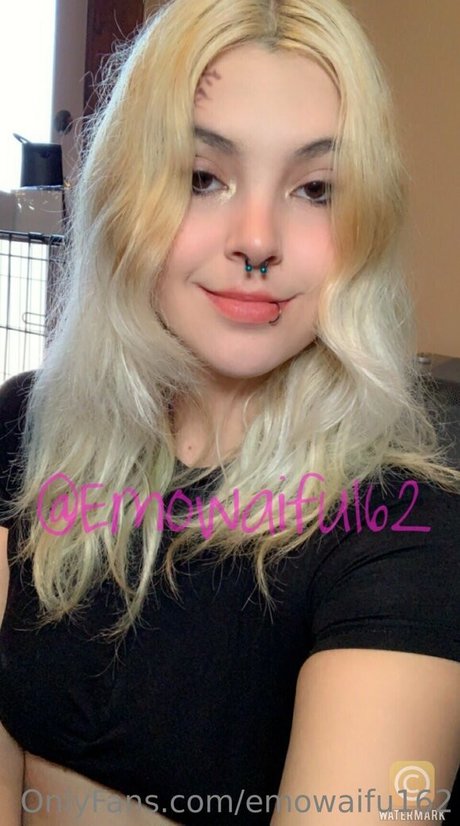 emowaifu162 top actress pictures