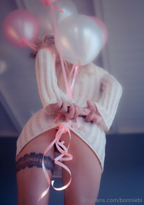 Bonniebi porn actress picture