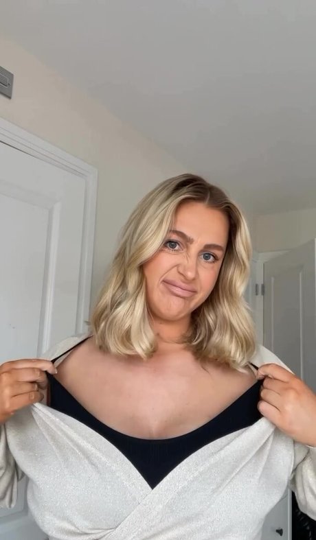 Victoria Hearn model beautiful img