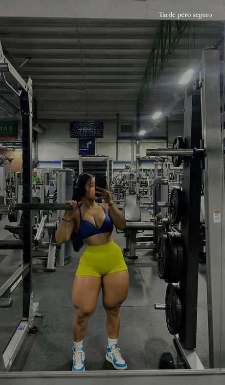 Linnnna Linnnna model sexy pics