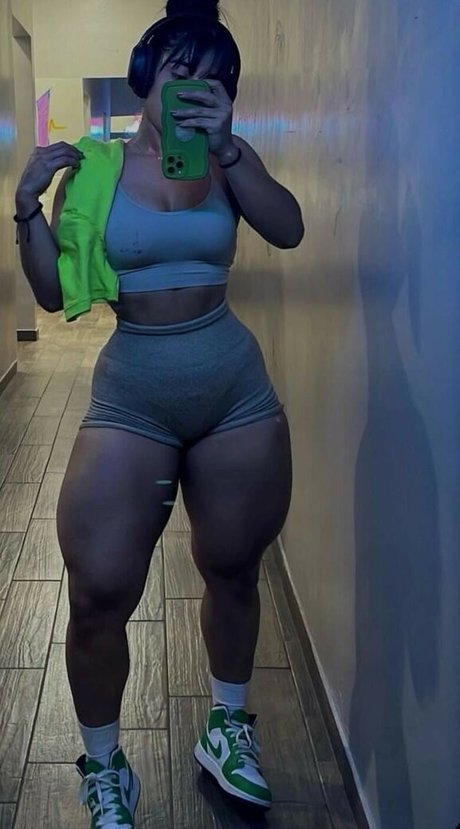 Linnnna Linnnna model sexy pictures