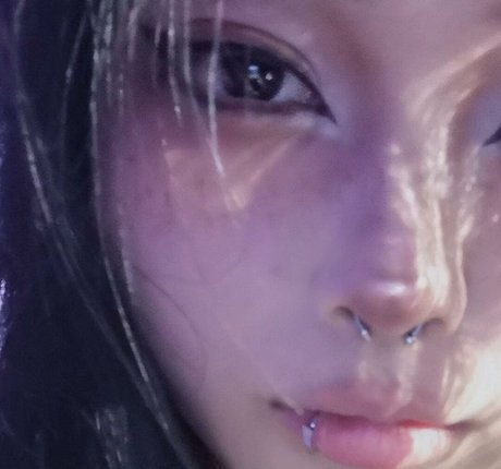 Livingdead kev pornographic actress pic