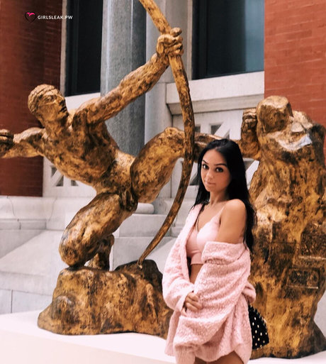 Clare Temerowski model high quality pic