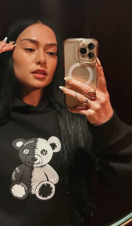 Amy Roseling xxx model gallery