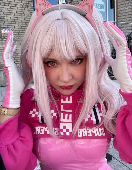 Linameowmeow pornstar erotic pic