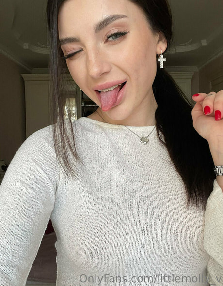 littlemolly v star pornographic picture