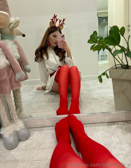 littlemolly v pornstar erotic images