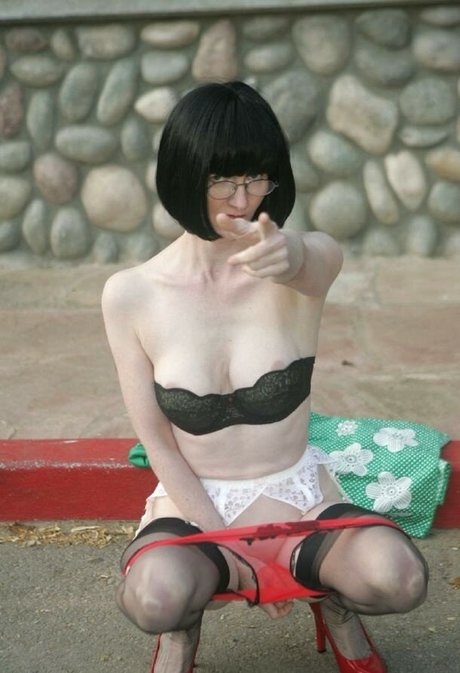 FFstockings Julia top actress gallery