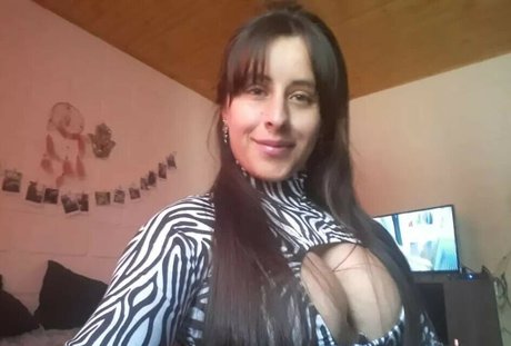 Abby Batista star hot pics