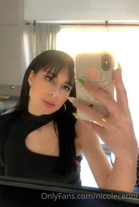 nickycerini xxx model picture