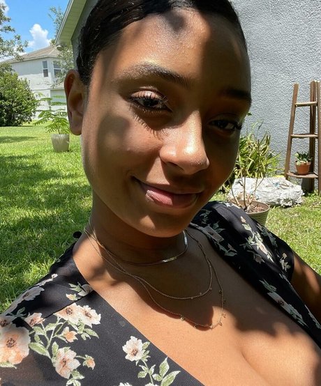 Plantbae star beautiful image