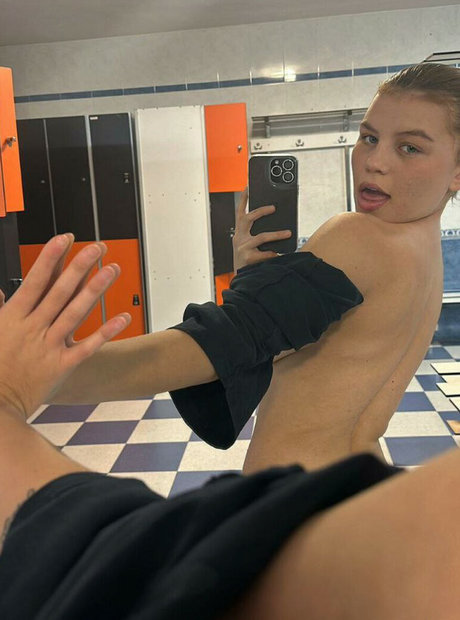 Diana Eduardovich star pretty photo