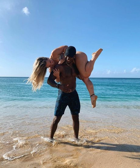 Kayla Kalani star exclusive galleries