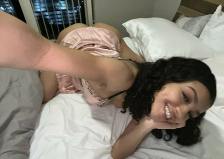 gemmateenie nice model picture