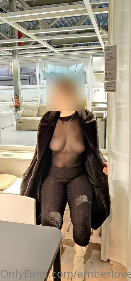 amberloveae naked star picture