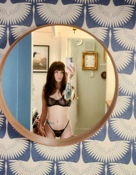 Stevie Moon pornographic model pic