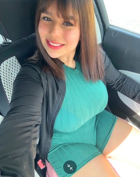 Jade Chainz star free image