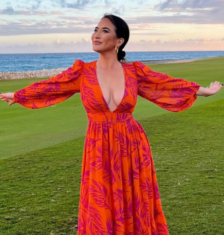 Frances Wang star exclusive photo