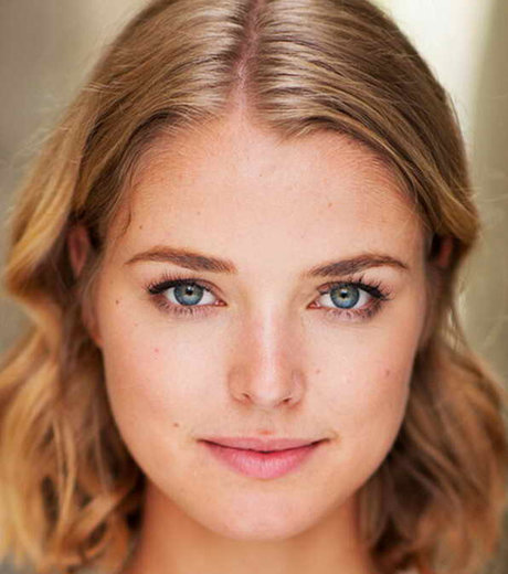 Ellie Gall nudes actress pictures