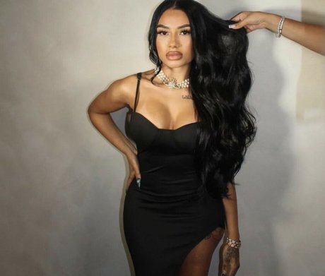 Fav foreignn sex star pics