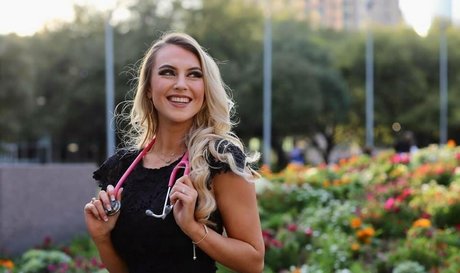 Emilee Atchley star naked img