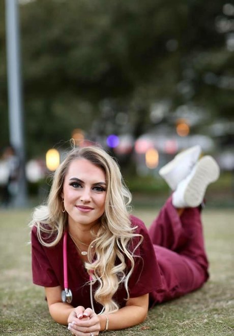 Emilee Atchley model porn pics