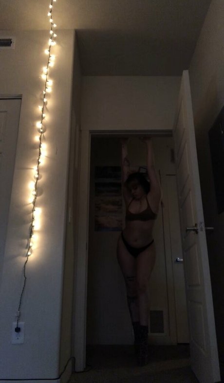 asunafae naked pornstar photo