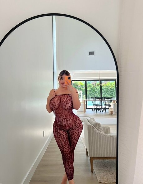 anastasiiakvitko111 star top img