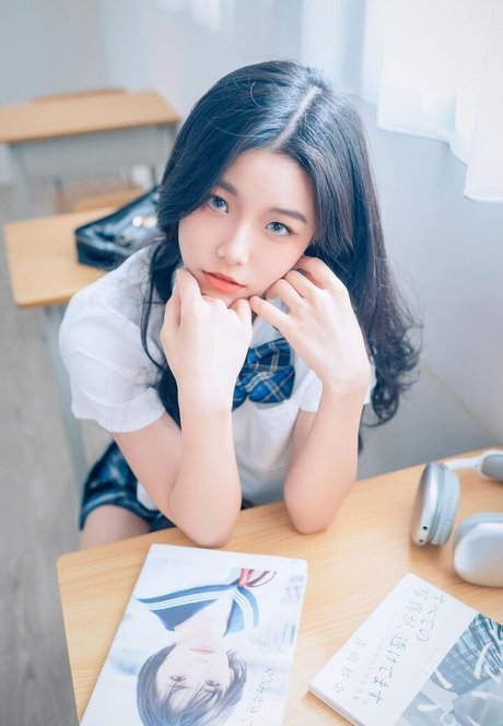 yu___sushi model hot gallery