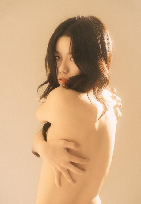 yu___sushi hot star photo