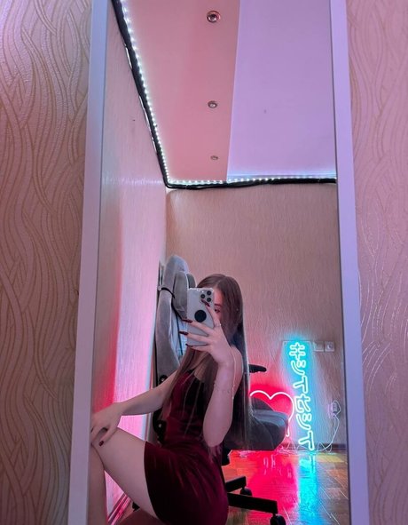 Yglichh sexy model pictures