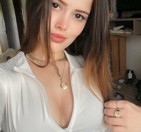 Melanie Ott hd model pictures