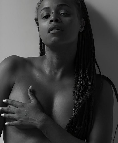 Roberta Rodrigues exclusive pornstar images