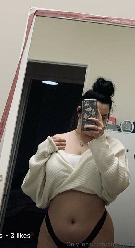 bustymills hd model image