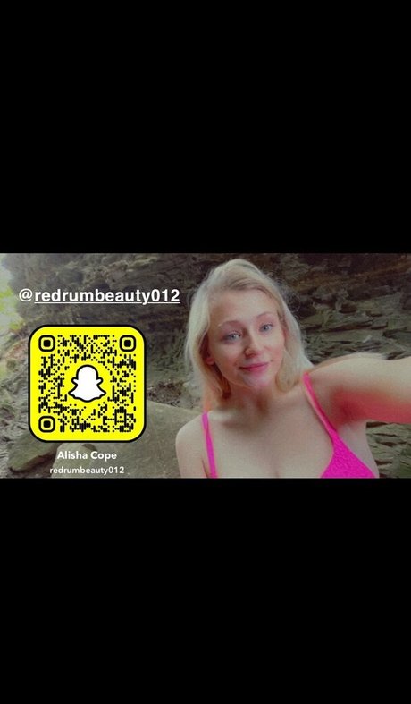 phantomqueen101 exclusive model image