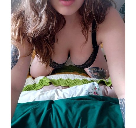 Ettaplace star sex images