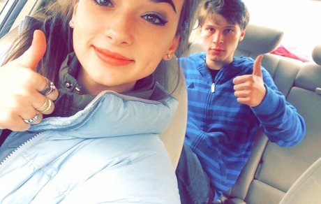 Emma Lilly erotic pornstar img