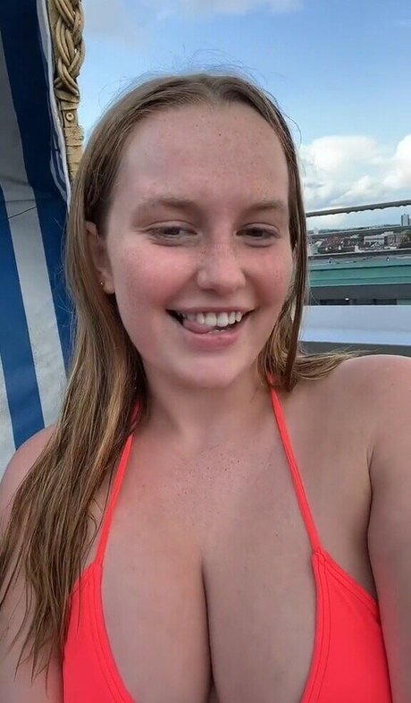 kajamooodtt pornstar art pic