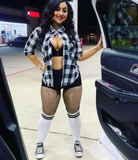 Megan Young Big Ass pornstar erotic img