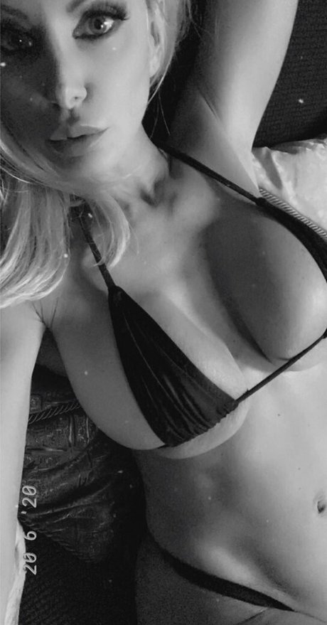 brittany andrews hot model img