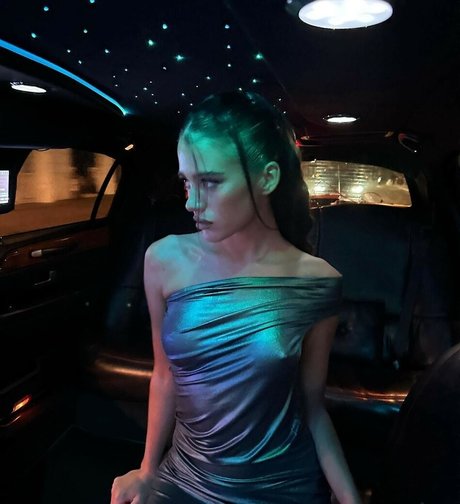 Olivia Neill pornstar nice galleries