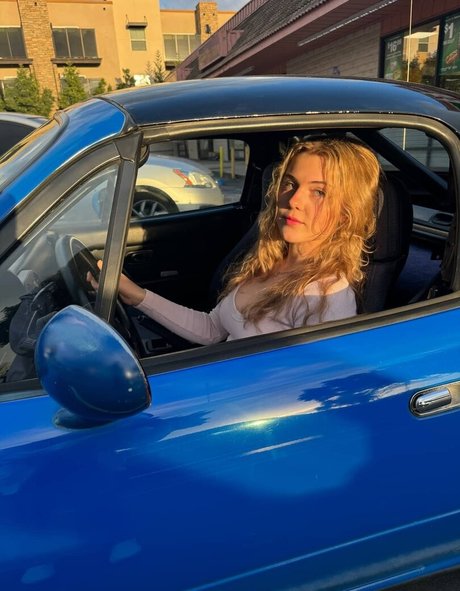 Nefffss star adult picture