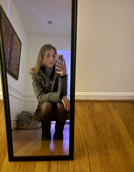 Nefffss pornstar sexy pic