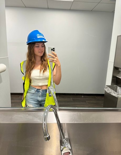 Nefffss erotic pornstar archive